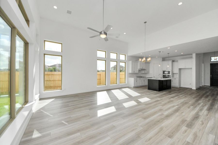 Image 41 of a home in Marvida.