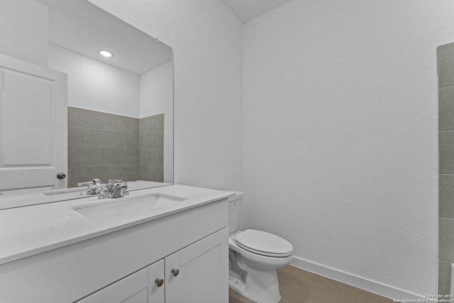 Furnished interior view inside a new home in Waterwheel: Coastline Collection, San Antonio (Image 4). Furnished interior view inside a new home in Waterwheel: Coastline Collection, San Antonio (Image 4).