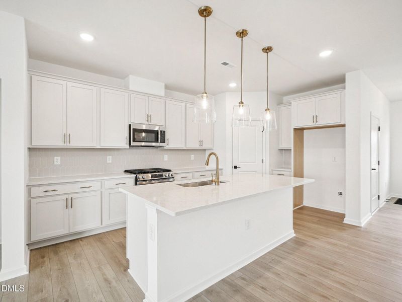 11-web-or-mls-N Harvest Ridge Way-S2609-