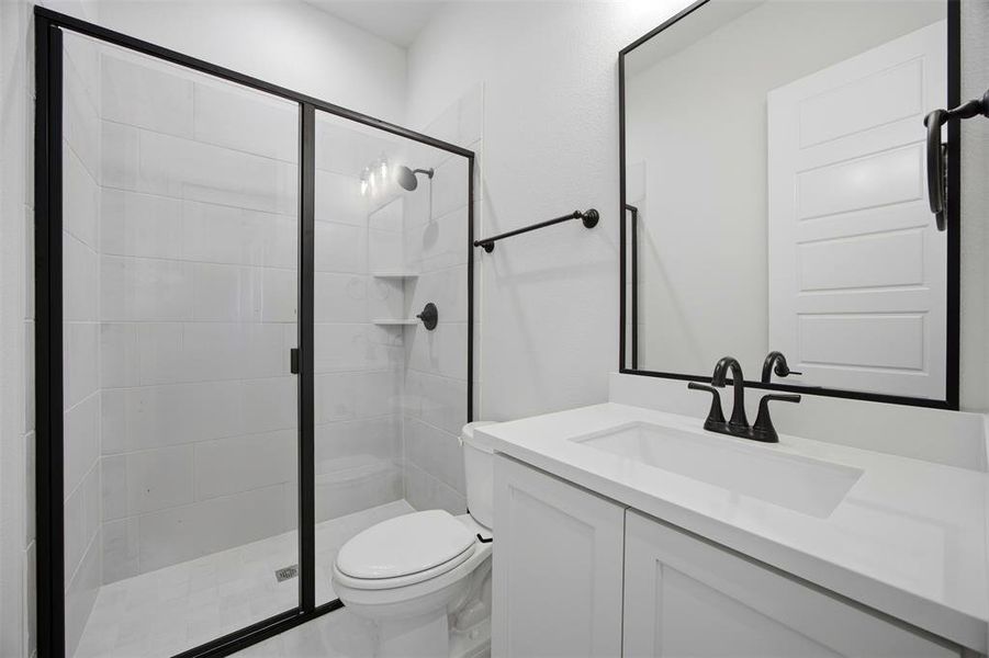 Furnished interior view inside a new home in Waterfall Ranch - 1 Acre Lots, Waxahachie (Image 7). Furnished interior view inside a new home in Waterfall Ranch - 1 Acre Lots, Waxahachie (Image 7).