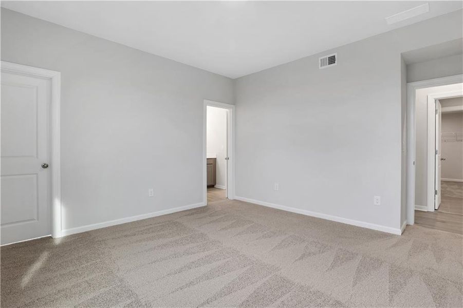 Spacious, unfurnished interior of a new home in Acacia, Cumming (Image 48).