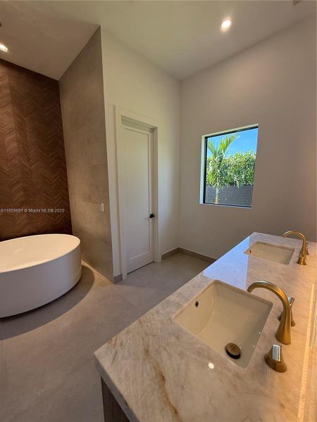 Furnished interior view inside a new home in , Miami (Image 36).