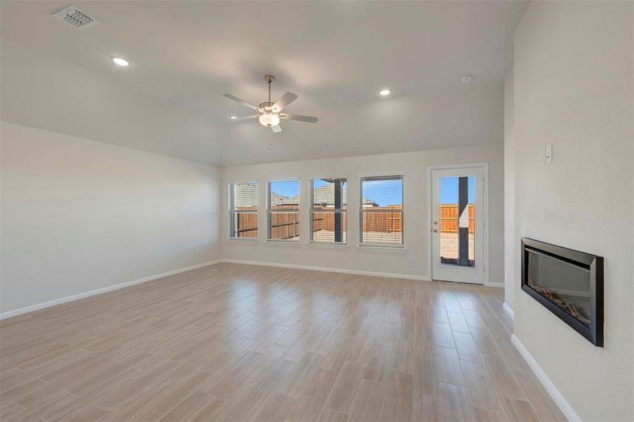 Spacious, unfurnished interior of a new home in Verandah, Royse City (Image 36).