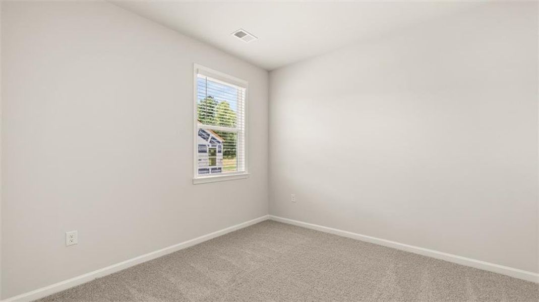 Spacious, unfurnished interior of a new home in Kingston Ranch at Lake Oconee, Buckhead (Image 20).