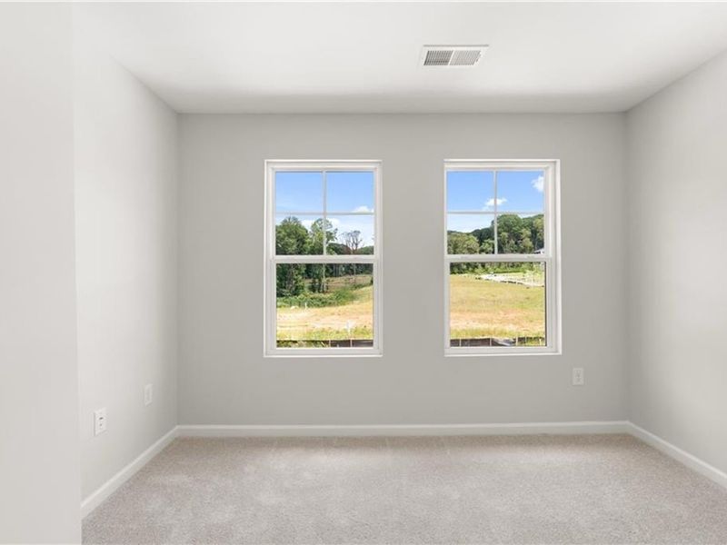 Spacious, unfurnished interior of a new home in Hemingway, Cumming (Image 15).