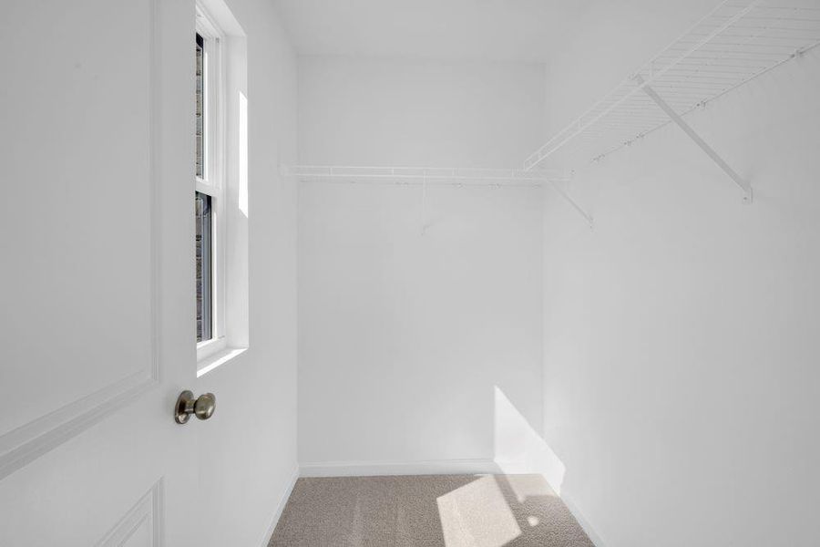 Spacious, unfurnished interior of a new home in Heritage River, Euharlee (Image 20).