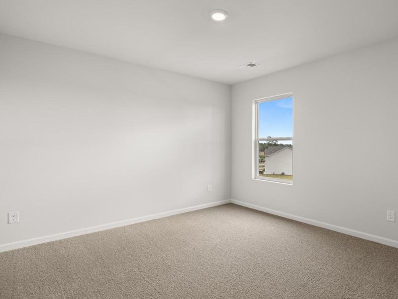 Spacious, unfurnished interior of a new home in Thompson Ridge, Dallas (Image 34). Spacious, unfurnished interior of a new home in Thompson Ridge, Dallas (Image 34).