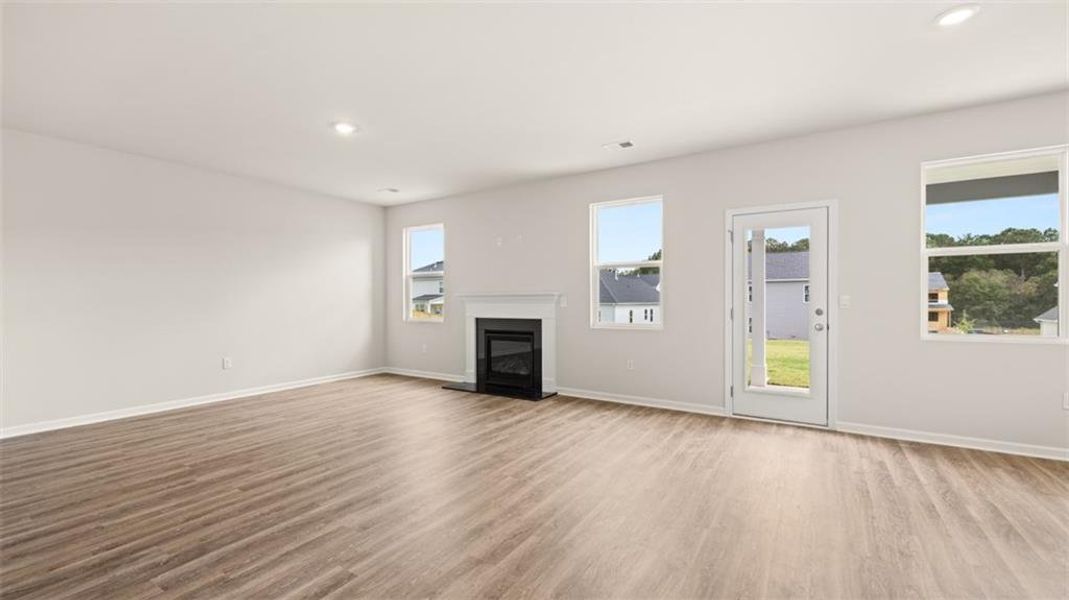 Spacious, unfurnished interior of a new home in Preserve at Dove Creek, Winder (Image 24).