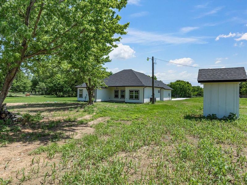Exterior details and patio area of a home in , Bowie (Image 4).
