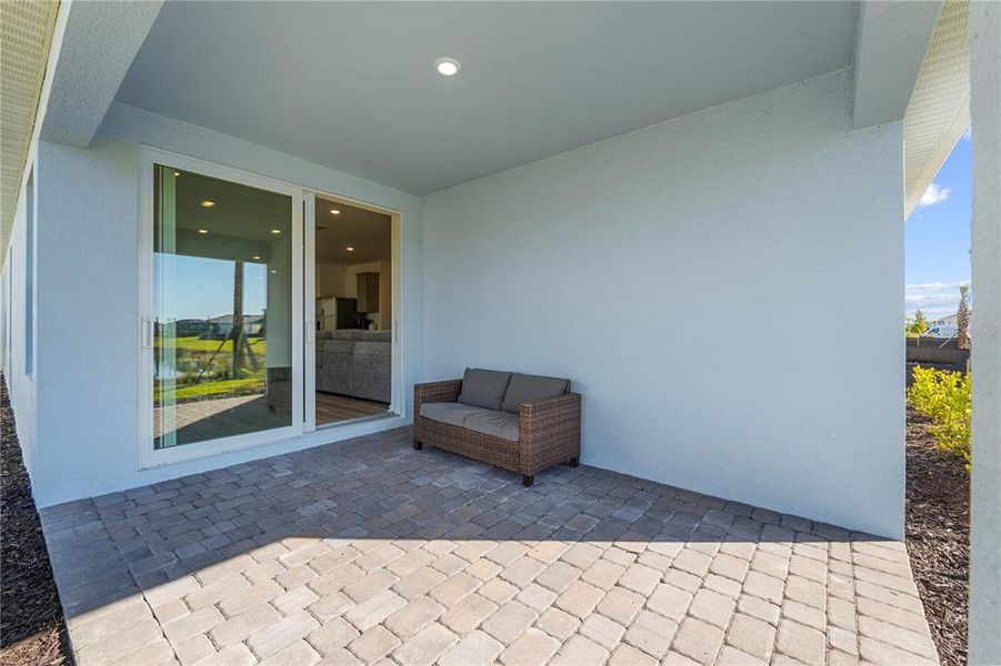 Exterior details and patio area of a home in , Punta Gorda (Image 4).