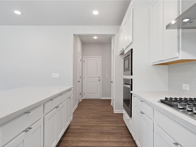 Furnished interior view inside a new home in Cedar Farms, Winder (Image 5). Furnished interior view inside a new home in Cedar Farms, Winder (Image 5).