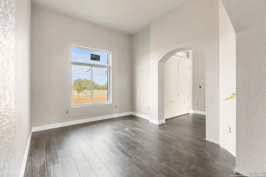 Spacious, unfurnished interior of a new home in , Adkins (Image 5).