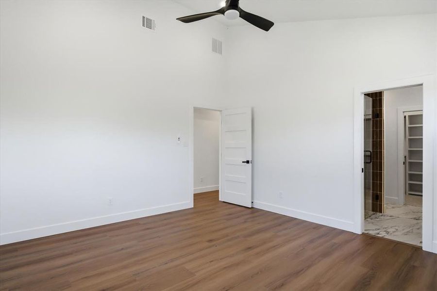 Vaulted ceilings in Primary opens up the space!