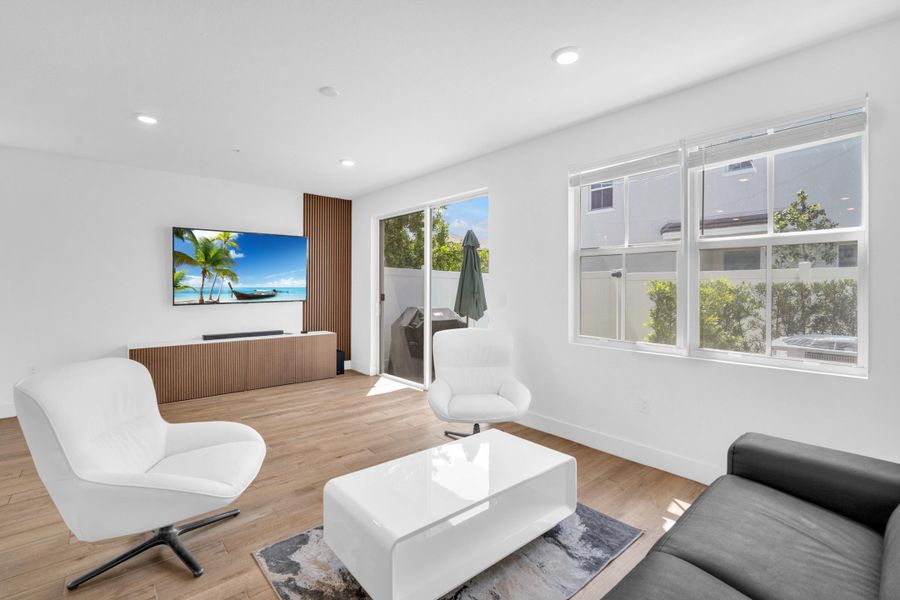 Living Area Living Area