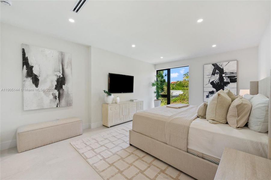 Furnished interior view inside a new home in , Miami (Image 28).