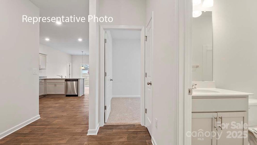 Spacious, unfurnished interior of a new home in Stanton, Richburg (Image 21).