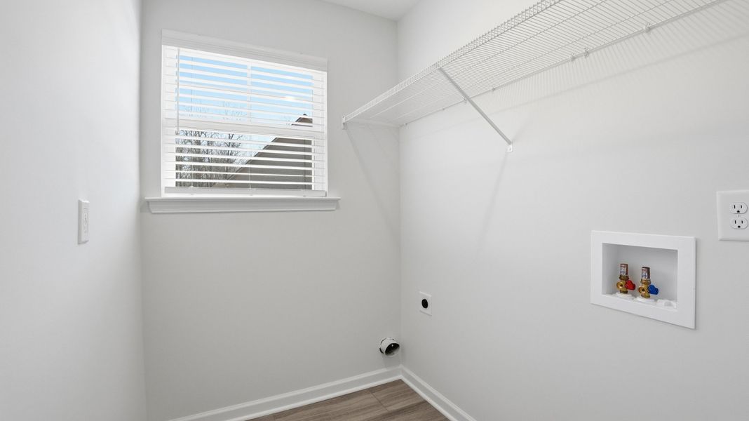 Spacious, unfurnished interior of a new home in Stillwater, Tullahoma (Image 22).