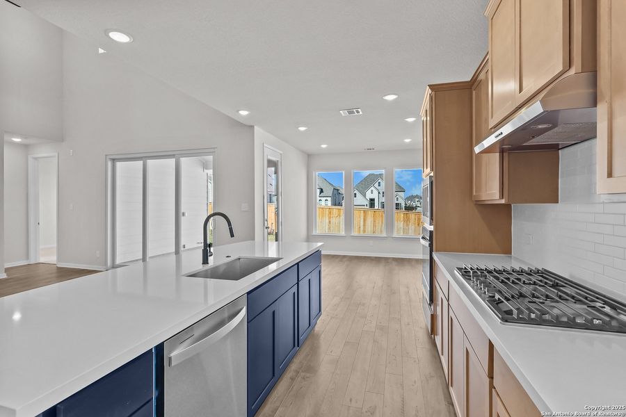 Furnished interior view inside a new home in Mayfair 60', New Braunfels (Image 9).