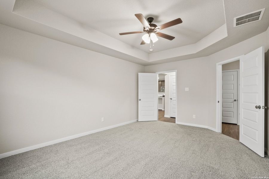 Spacious, unfurnished interior of a new home in Swenson Heights, Seguin (Image 24).