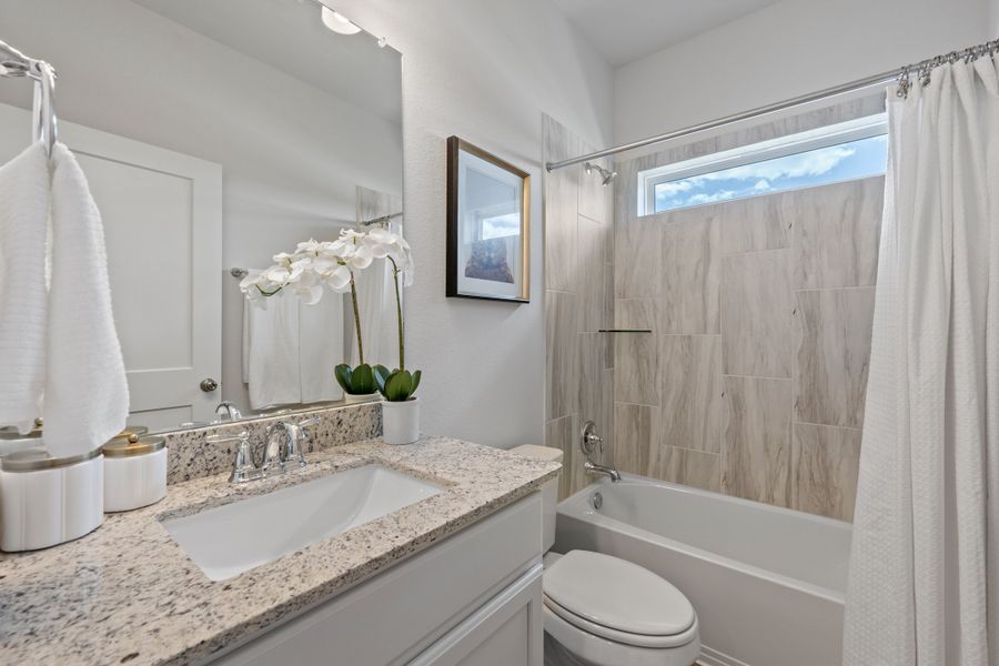 Furnished interior view inside a new home in Three Creeks, Belton (Image 9).
