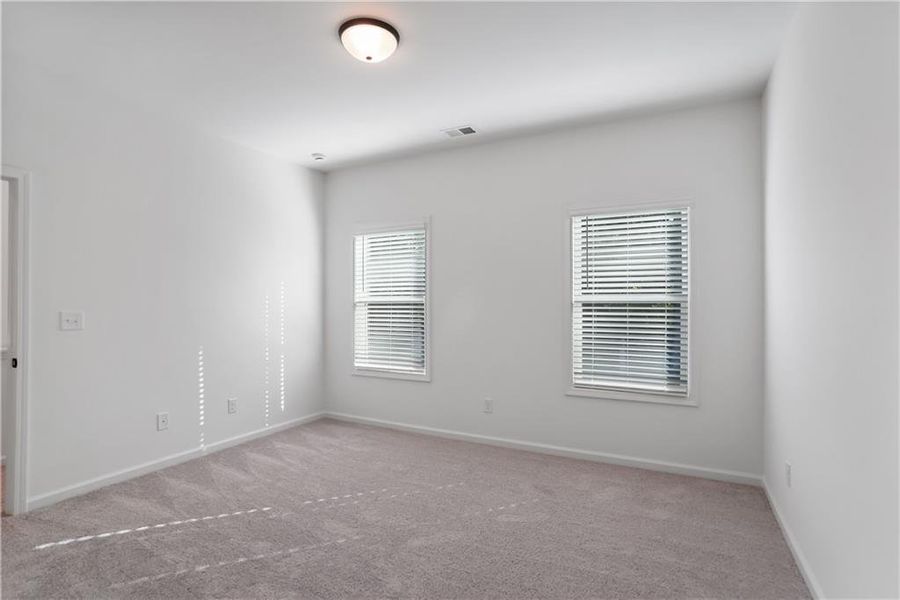 Spacious, unfurnished interior of a new home in , Cleveland (Image 27).
