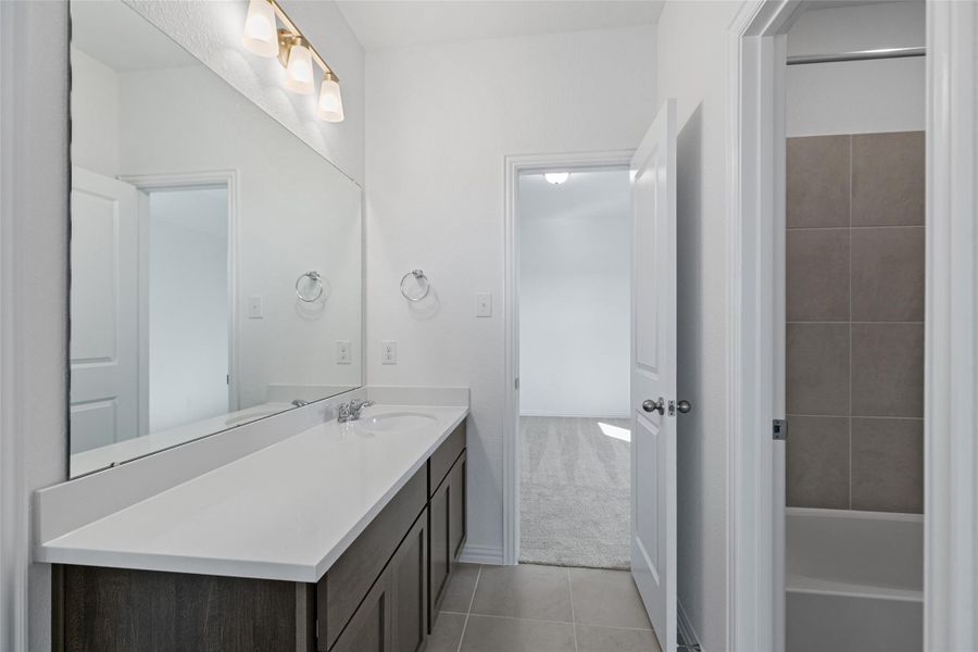 Furnished interior view inside a new home in Wildrye, Waller (Image 14).