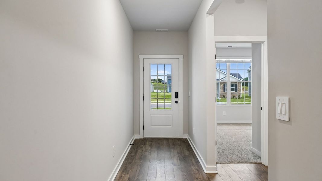 Spacious, unfurnished interior of a new home in Reserve at Hickory Ridge, Columbia (Image 23).