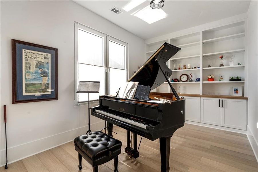 Furnished interior view inside a new home in , Lawrenceville (Image 7).