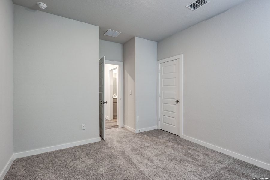 Spacious, unfurnished interior of a new home in Applewhite Meadows, San Antonio (Image 15). Spacious, unfurnished interior of a new home in Applewhite Meadows, San Antonio (Image 15).