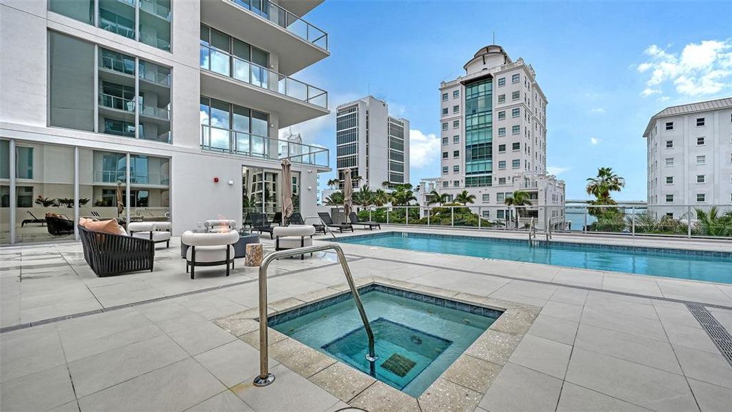 Condo located in Sarasota, FL showcasing its design and architecture (Image 37). Condo located in Sarasota, FL showcasing its design and architecture (Image 37).