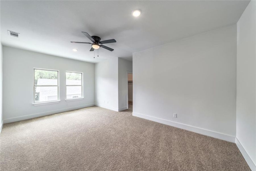Spacious, unfurnished interior of a new home in , Fort Worth (Image 22).
