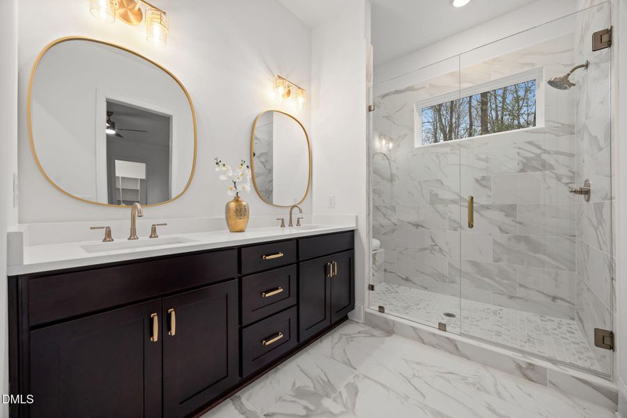 32-web-or-mls-IMG_0906 32-web-or-mls-IMG_0906