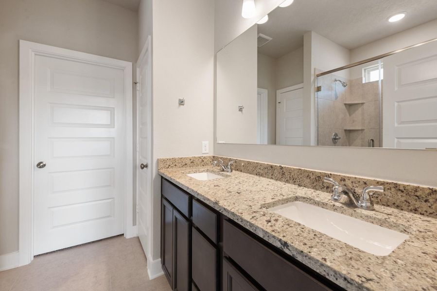 Furnished interior view inside a new home in , Brenham (Image 8).