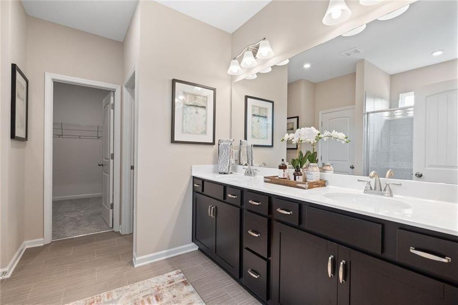 Furnished interior view inside a new home in Evergreen at Lakeside, Temple (Image 22).