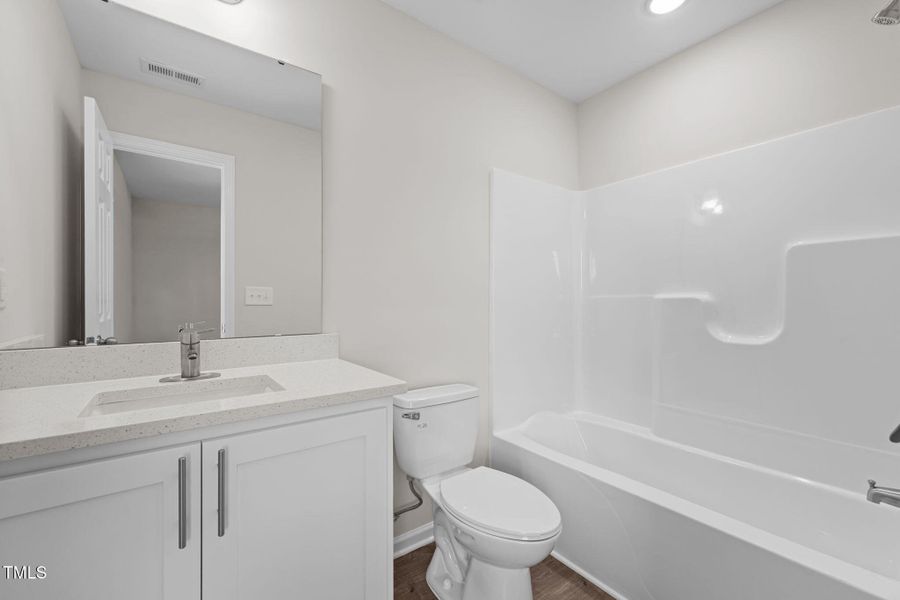 21-web-or-mls-5Z8A1394