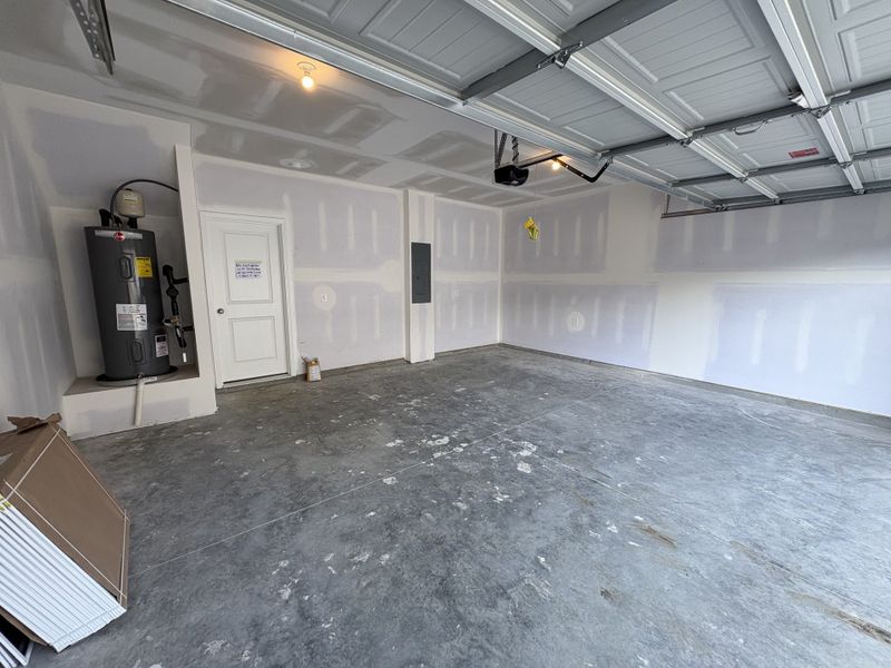 Spacious, unfurnished interior of a new home in Sweetbriar Place, Lebanon (Image 35). Spacious, unfurnished interior of a new home in Sweetbriar Place, Lebanon (Image 35).