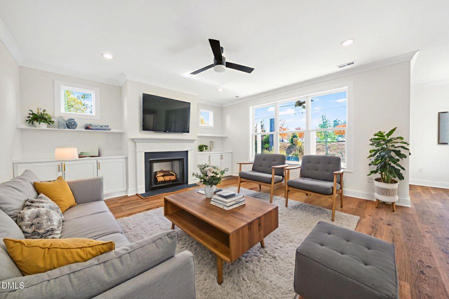 14-web-or-mls-205-W-Maple-(25-of-78) - 2