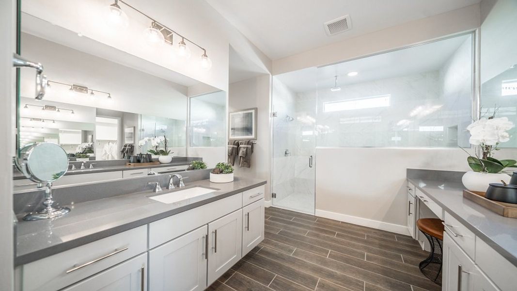 Furnished interior view inside a new home in Estrella, Goodyear (Image 30).
