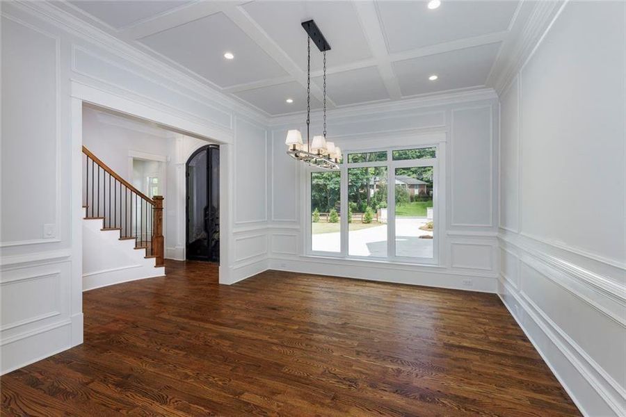 Spacious, unfurnished interior of a new home in , Roswell (Image 23).