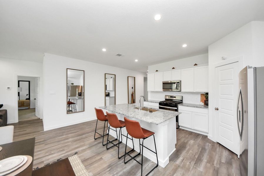 Furnished interior view inside a new home in , Rosharon (Image 6).