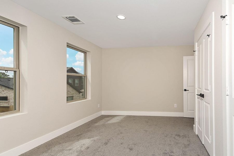 Spacious, unfurnished interior of a new home in , Spring (Image 19).