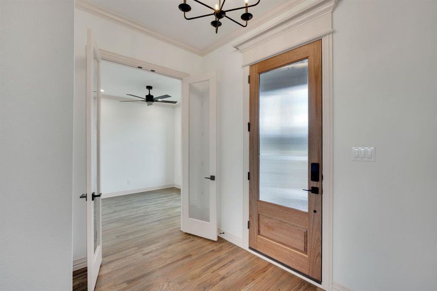 Spacious, unfurnished interior of a new home in , Waxahachie (Image 13).