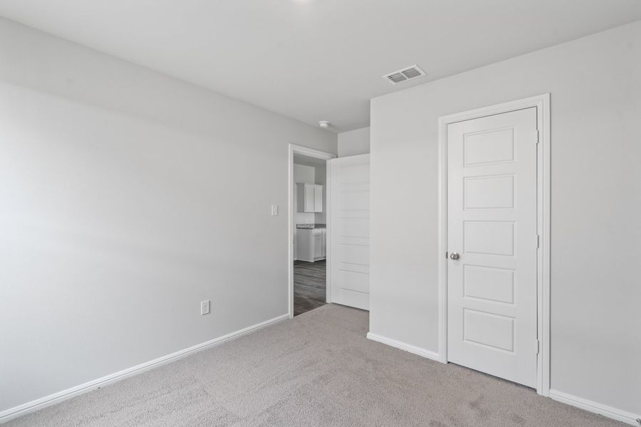 Representative unfurnished interior of a home built from the TAYLOR by D.R. Horton in Faculty Row, Abilene (Image 45).