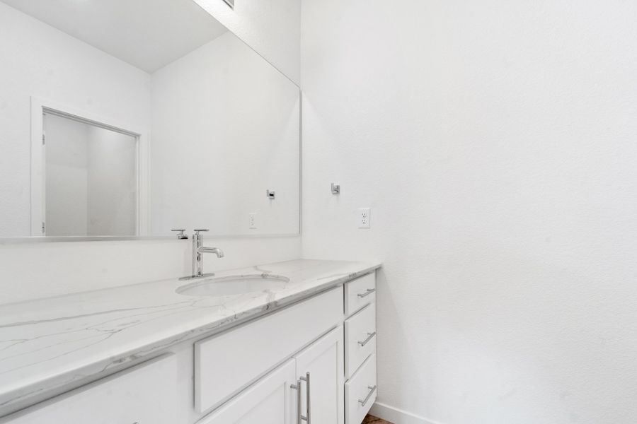 450 Buckboard Dr. - Owner's Suite Sink 2 450 Buckboard Dr. - Owner's Suite Sink 2