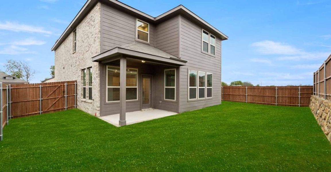 Front exterior of a home in the Brookville Ranch community, located in Fort Worth, TX (Image 11).