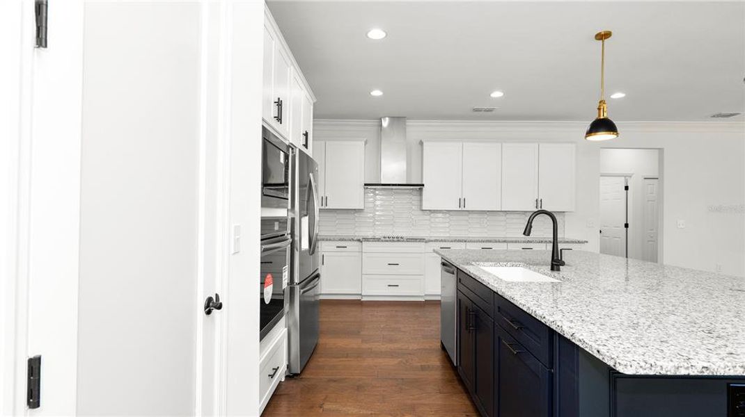 Furnished interior view inside a new home in , Lakeland (Image 8).