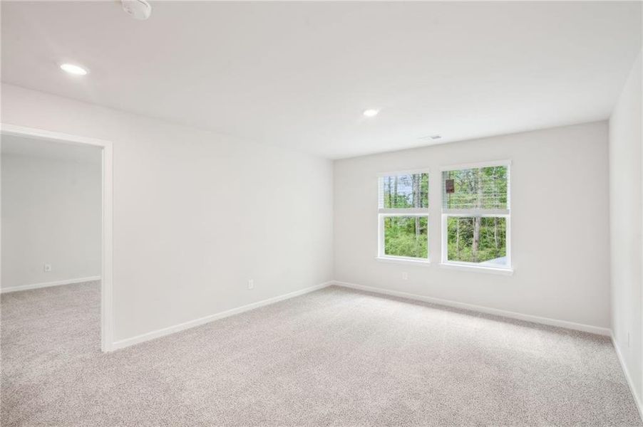 Spacious, unfurnished interior of a new home in Westmont Preserve, Powder Springs (Image 14). Spacious, unfurnished interior of a new home in Westmont Preserve, Powder Springs (Image 14).
