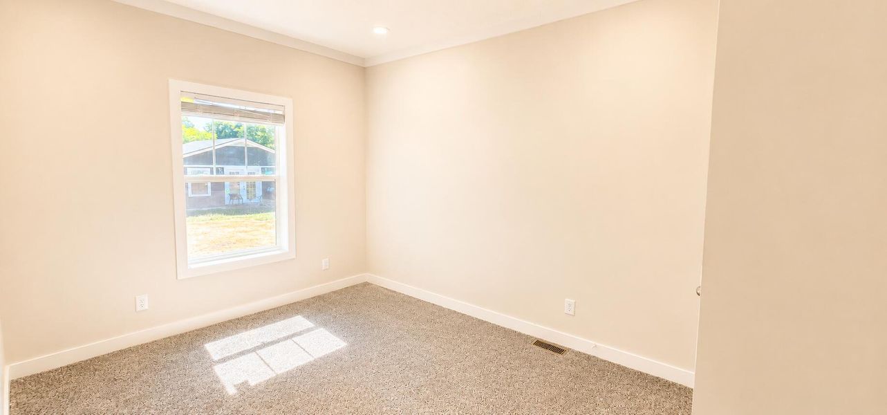 Spacious, unfurnished interior of a new home in , Manning (Image 21).