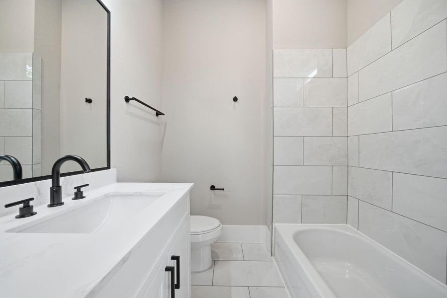 Furnished interior view inside a new home in , Houston (Image 9).