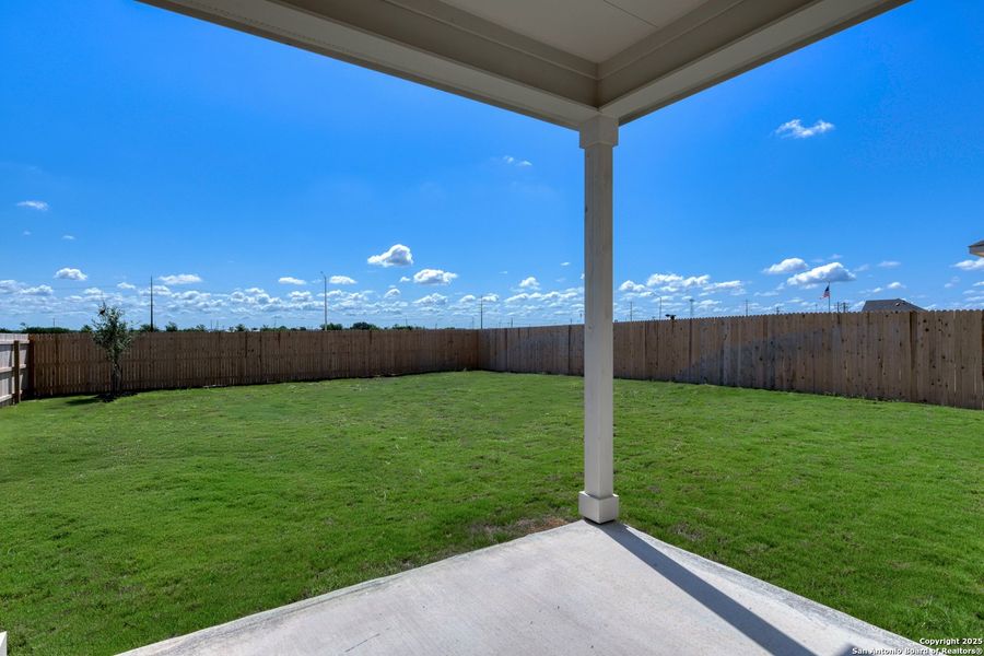 Image 41 of a home in Cordova Trails. Image 41 of a home in Cordova Trails.